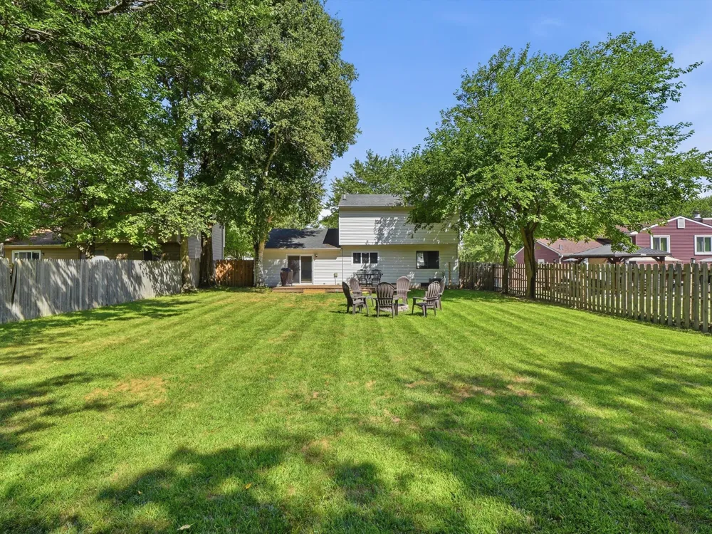 1127 Rue Deauville Boulevard Ypsilanti, MI 48198
