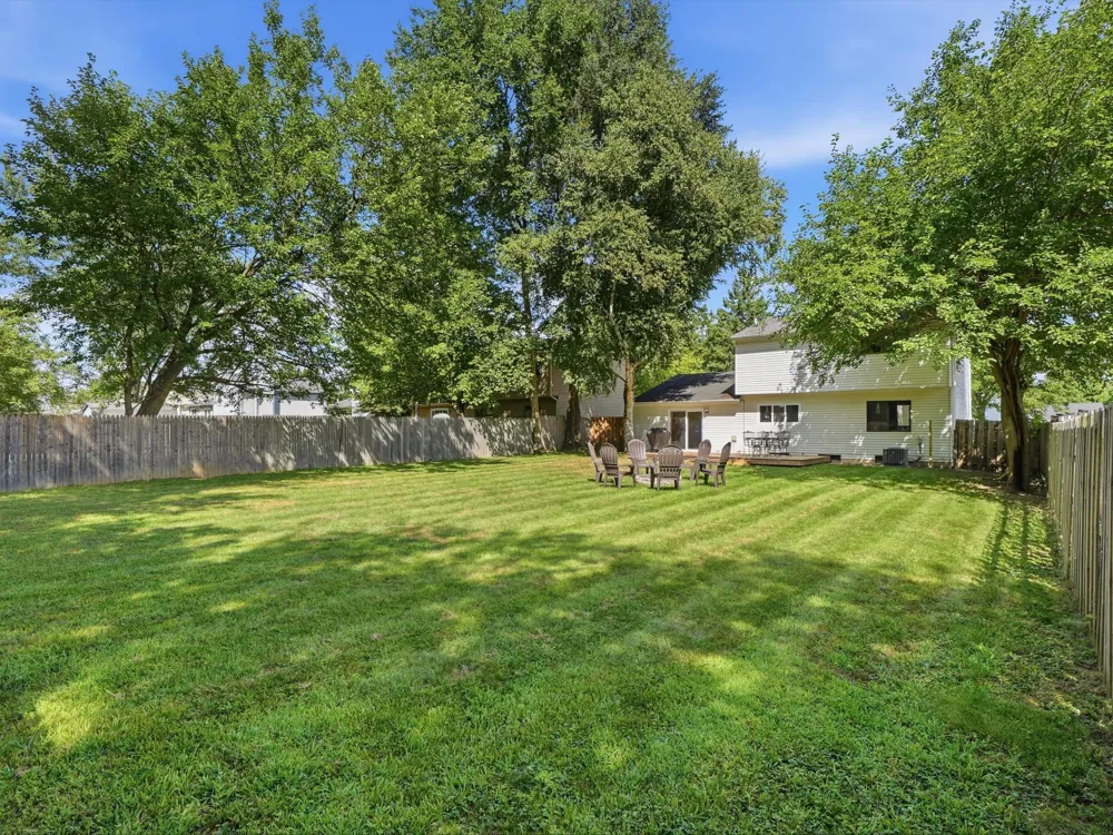 1127 Rue Deauville Boulevard Ypsilanti, MI 48198