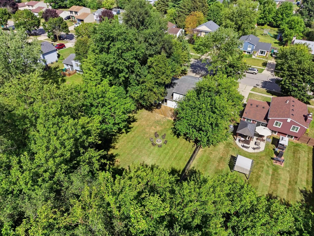 1127 Rue Deauville Boulevard Ypsilanti, MI 48198