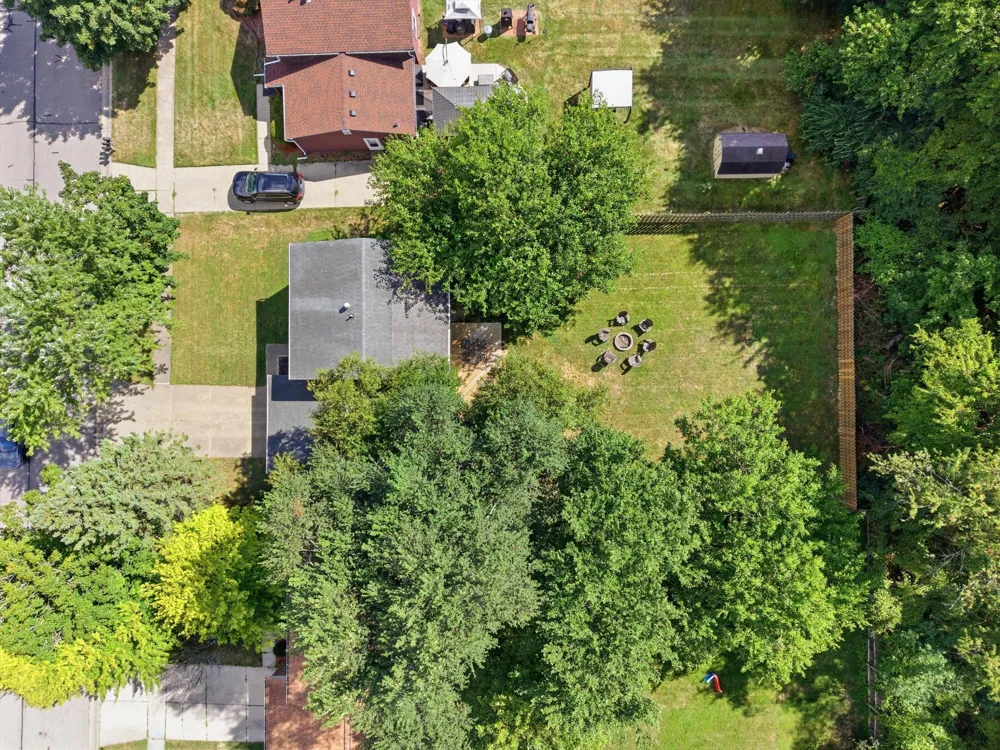 1127 Rue Deauville Boulevard Ypsilanti, MI 48198