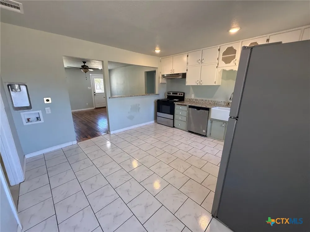 111 16th Street Gatesville, TX 76528