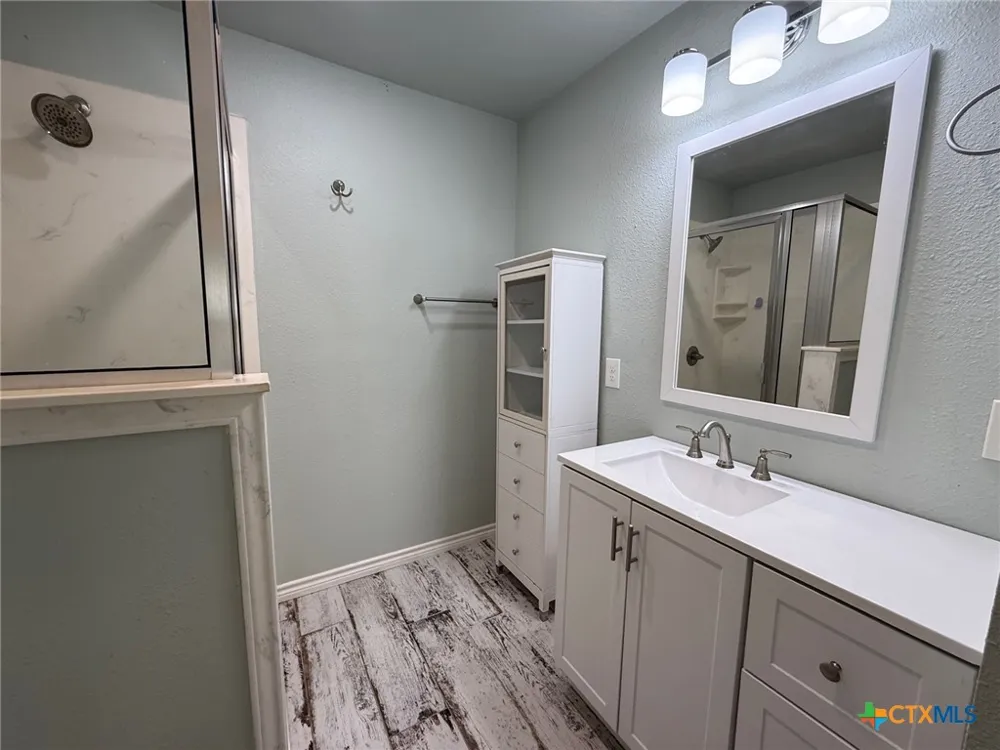 111 16th Street Gatesville, TX 76528