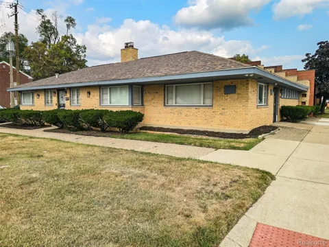 10730 W 7 Mile Road #102
