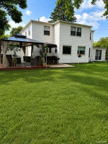 2201 Miller Rd