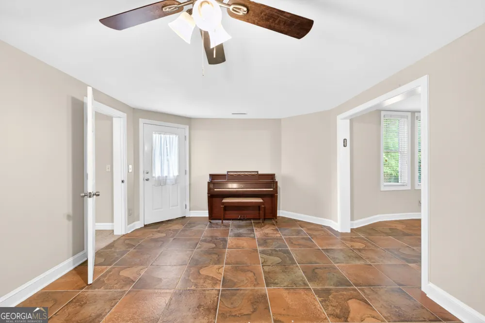 1617 Trilogy Park DR Hoschton, GA 30548