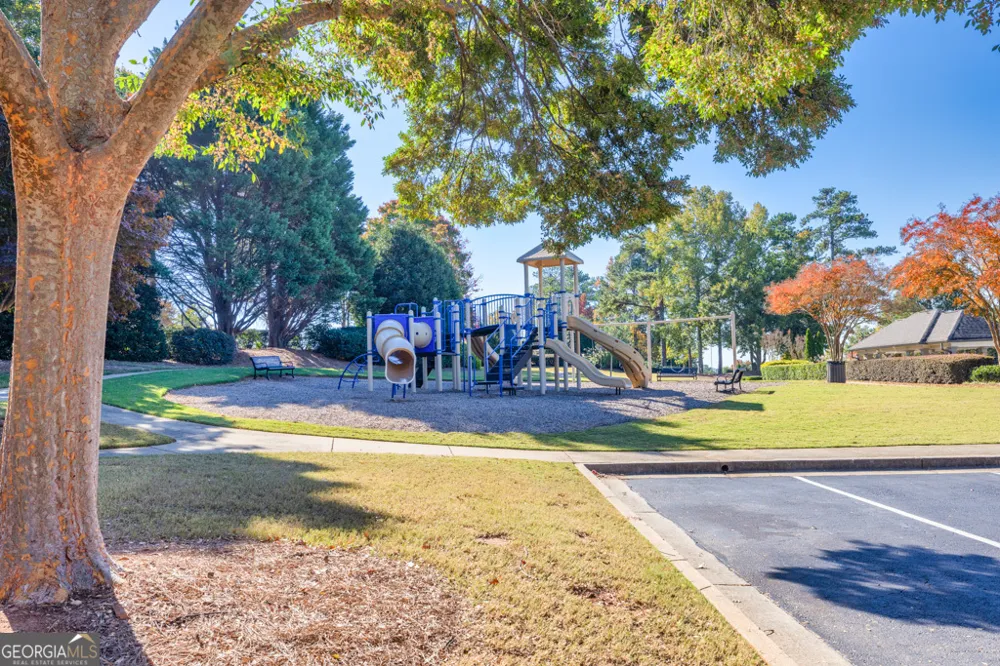 1617 Trilogy Park DR Hoschton, GA 30548