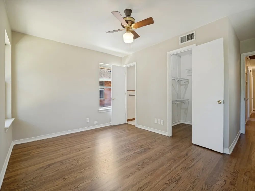 2725 Maverick Avenue Dallas, TX 75228