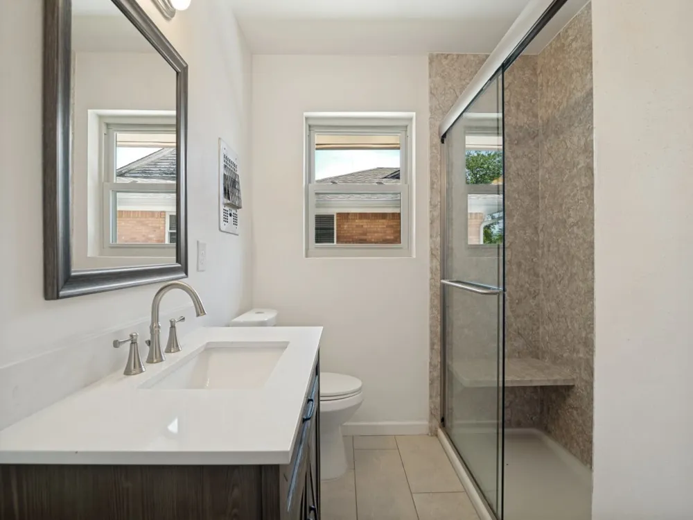 2725 Maverick Avenue Dallas, TX 75228