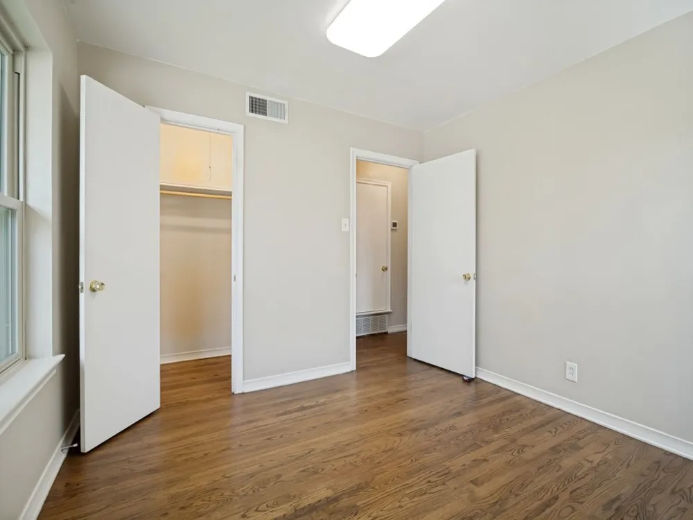2725 Maverick Avenue Dallas, TX 75228