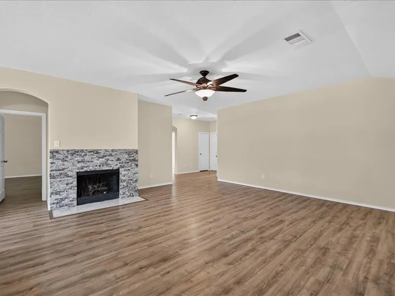 2313 Belmont Park Drive Denton, TX 76210