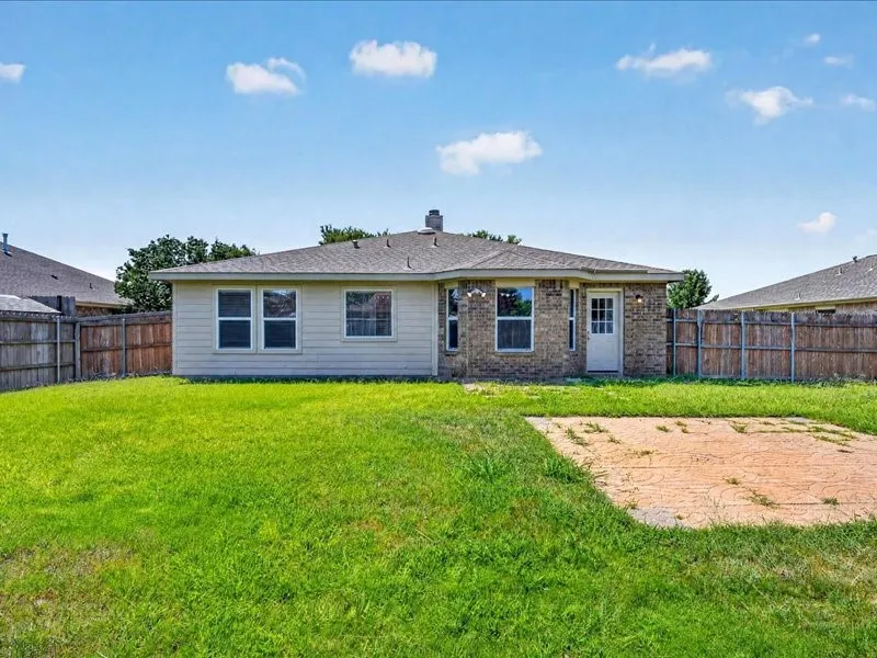 2313 Belmont Park Drive Denton, TX 76210