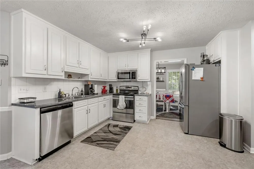 410 Winston Manor Drive Winder, GA 30680