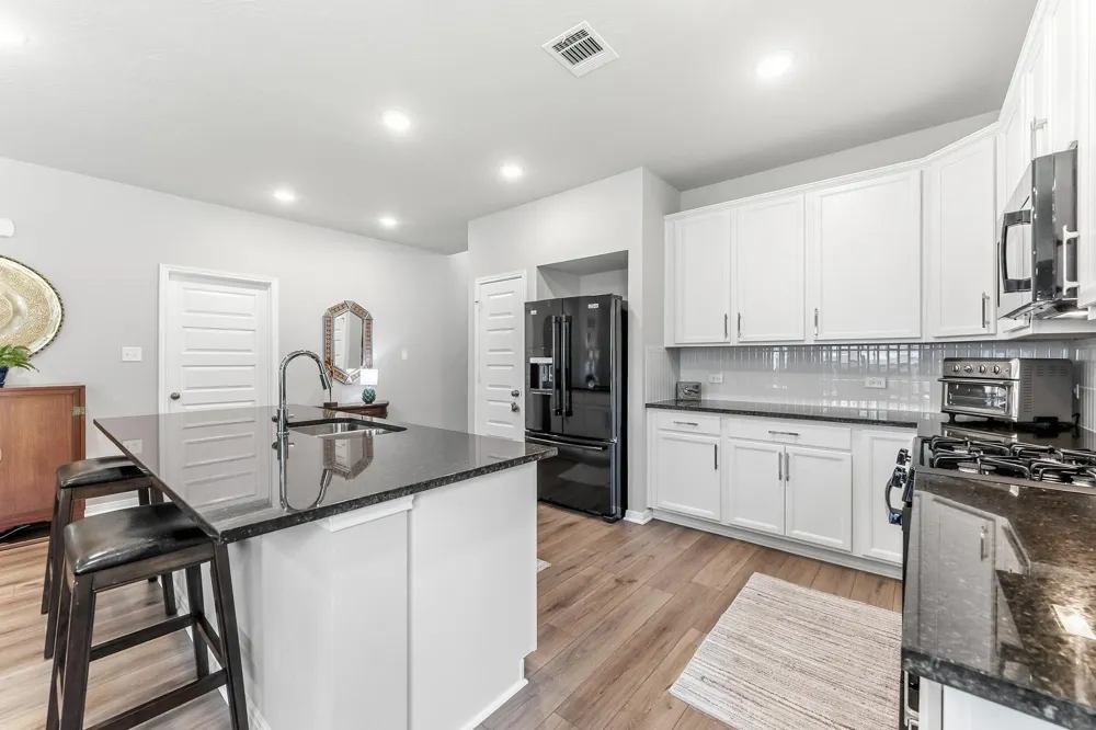 3701 Sage Lane Huntsville, TX 77340