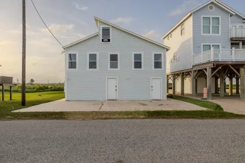 207 Beachfront Drive