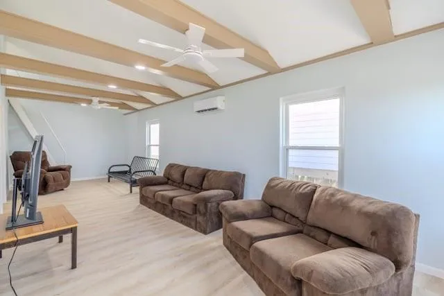 207 Beachfront Drive Matagorda, TX 77457