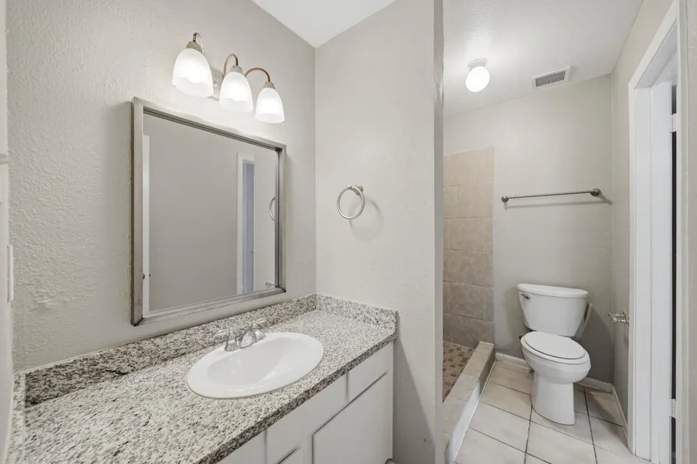 4605 Orange Circle Pearland, TX 77581