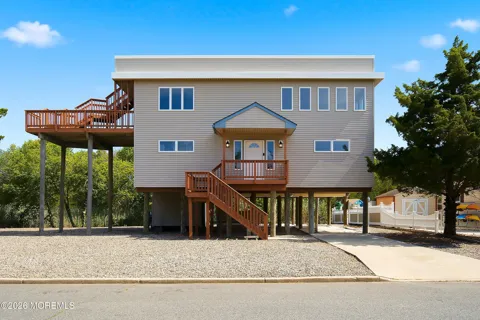 369 Tuscarora Avenue