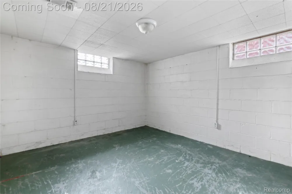 1849 Mayburn Street Dearborn City, MI 48128