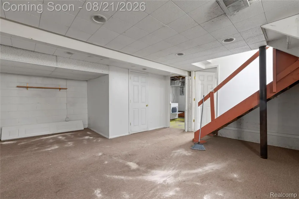 1849 Mayburn Street Dearborn City, MI 48128