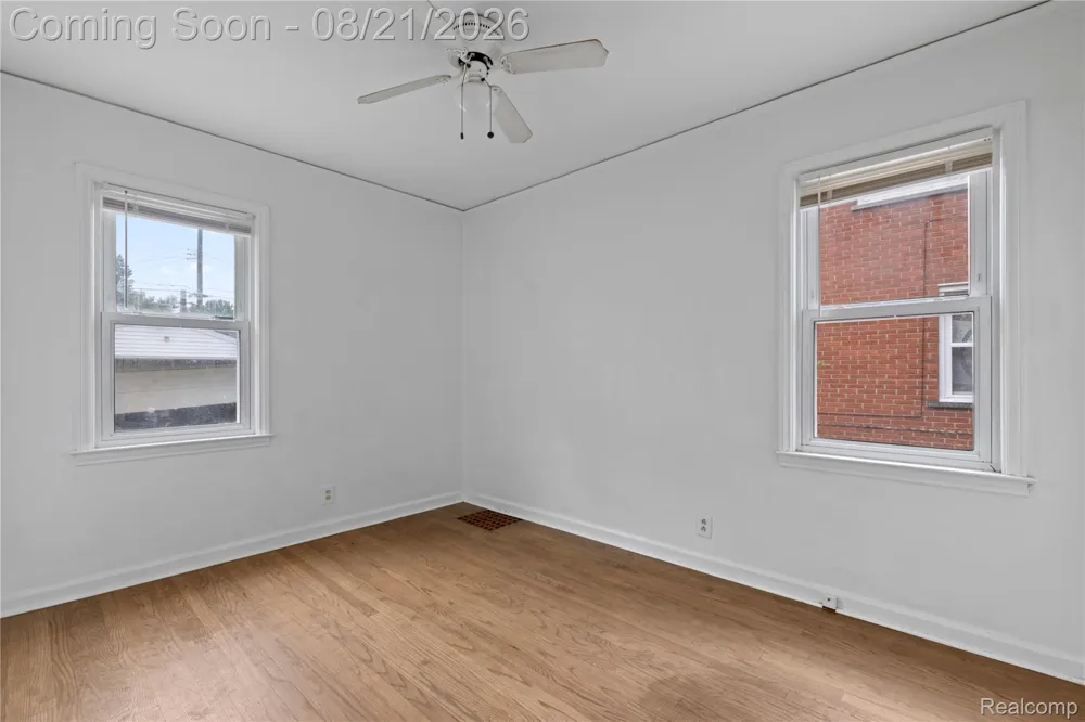 1849 Mayburn Street Dearborn City, MI 48128