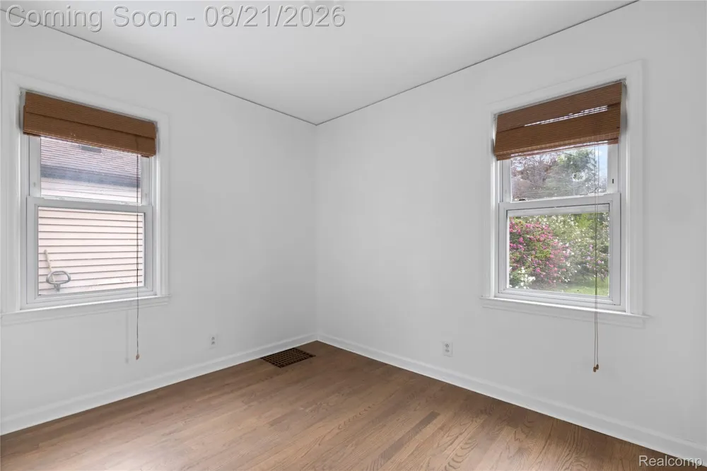 1849 Mayburn Street Dearborn City, MI 48128