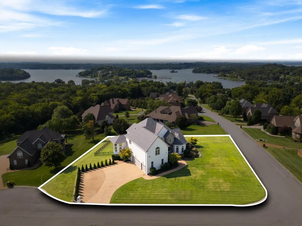 600 Mossy Pt Mount Juliet, TN 37122