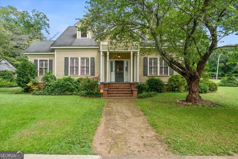 216 S Laurel AVE