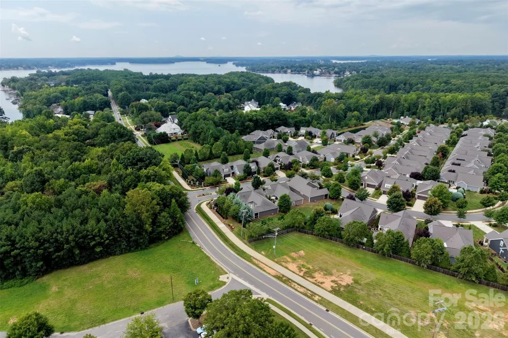 17004 Courtside Landing Drive Cornelius, NC 28031