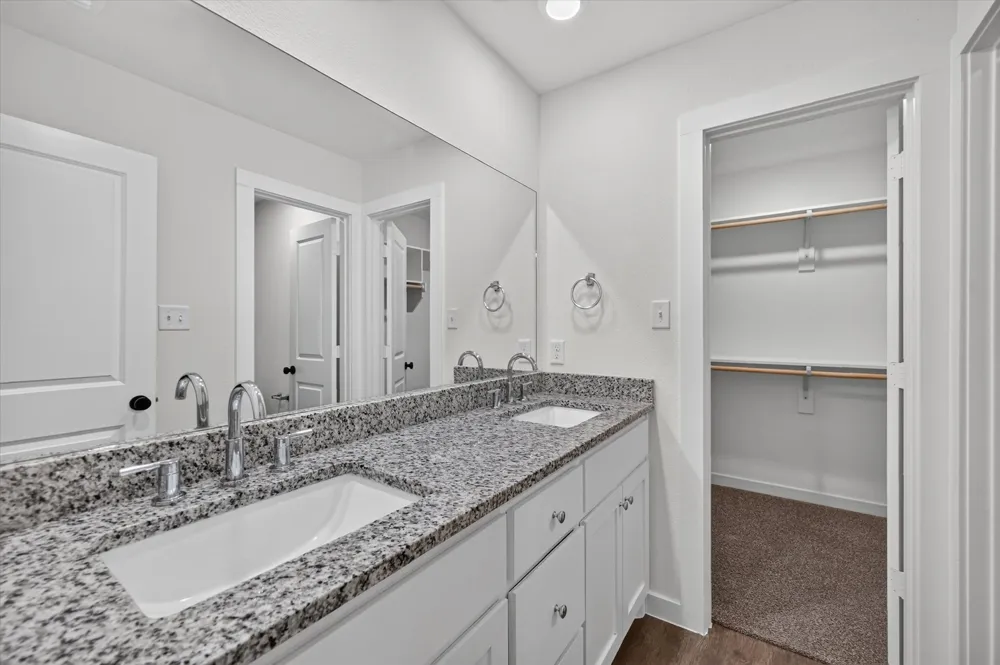 610 E Texas Street Denison, TX 75021