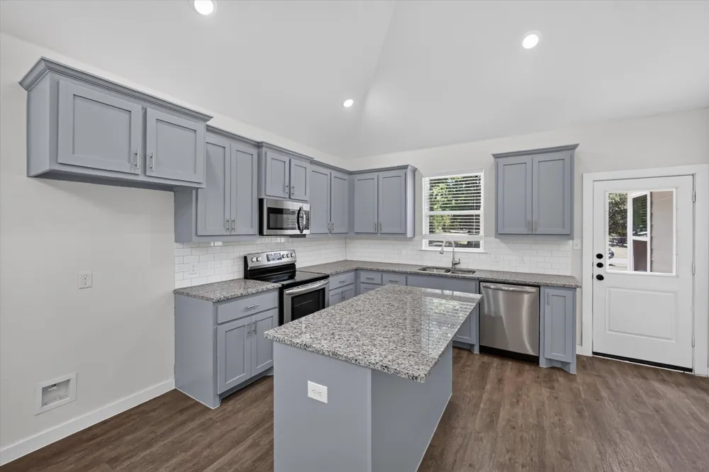 610 E Texas Street Denison, TX 75021