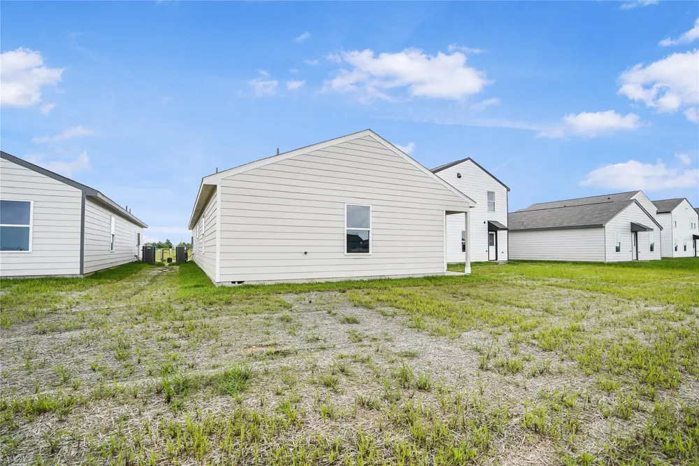 881 Road 590114 Cleveland, TX 77327