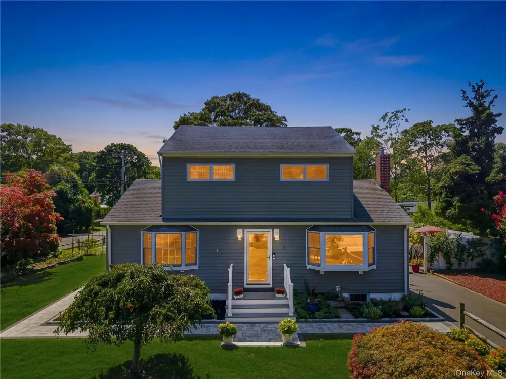 70 Fanning Avenue Hampton Bays, NY 11946