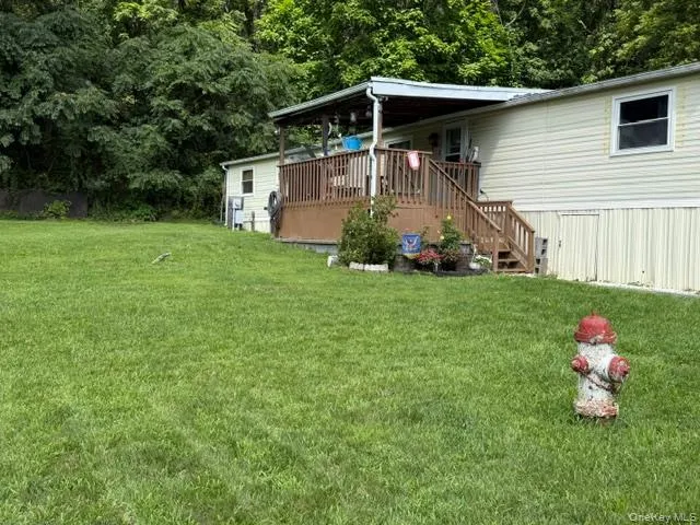 2 Walnut Park Lane #2 Milton, NY 12547