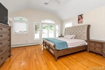 14 4th Street New Hyde Park, NY 11040