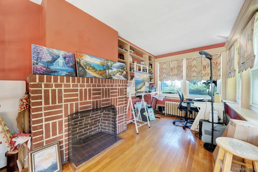 8833 195th Street Hollis, NY 11423