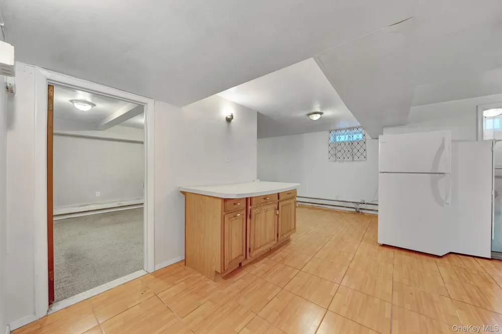 8833 195th Street Hollis, NY 11423