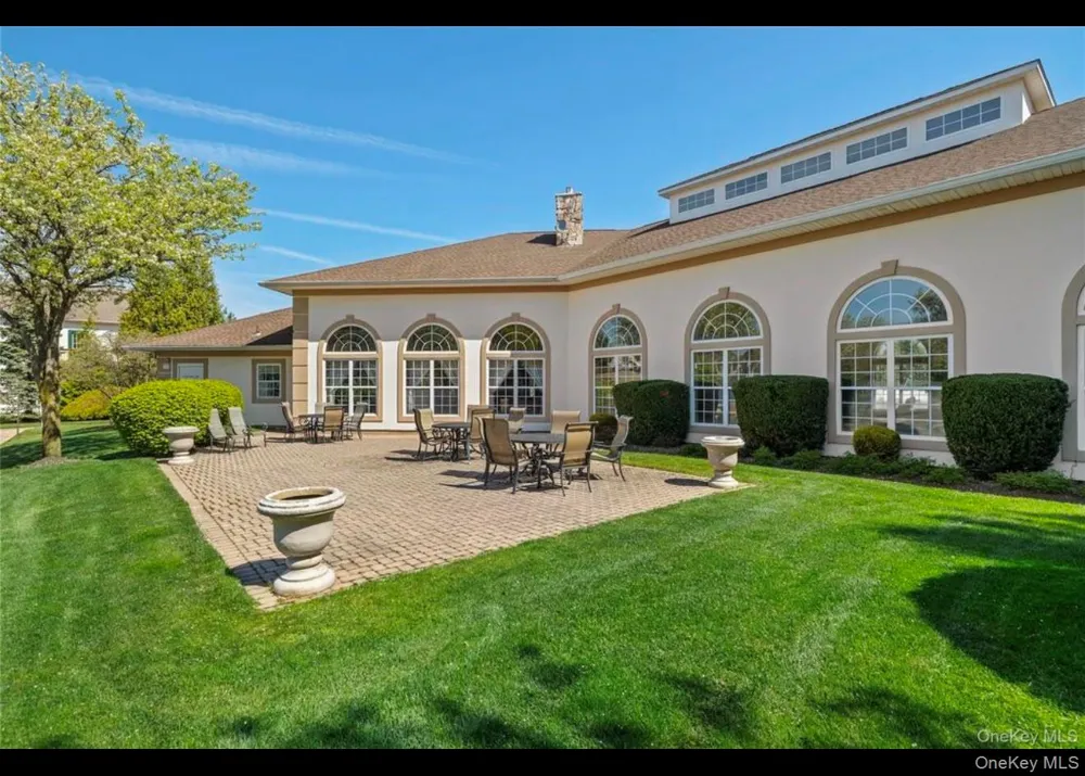 153 Constantine Way #153 Mount Sinai, NY 11766