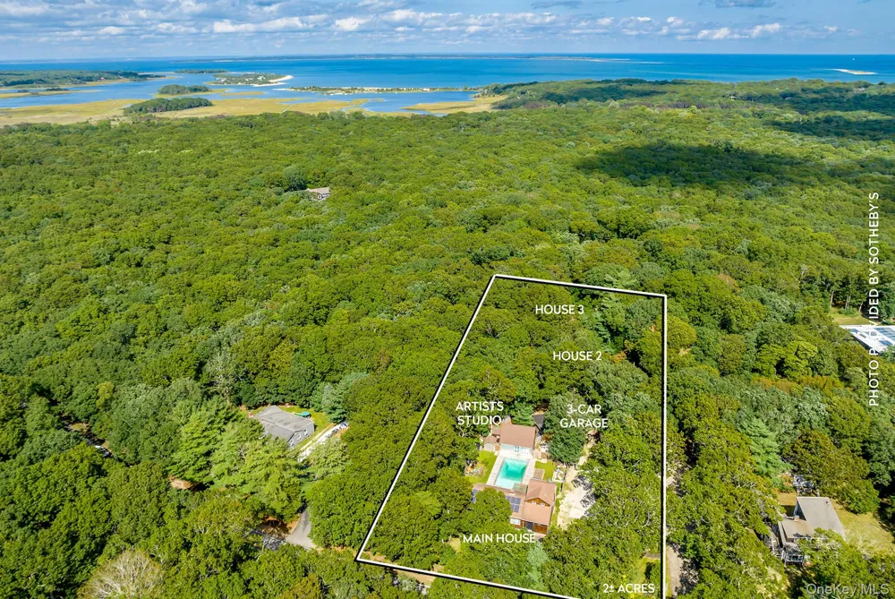 125 Neck Path East Hampton, NY 11937