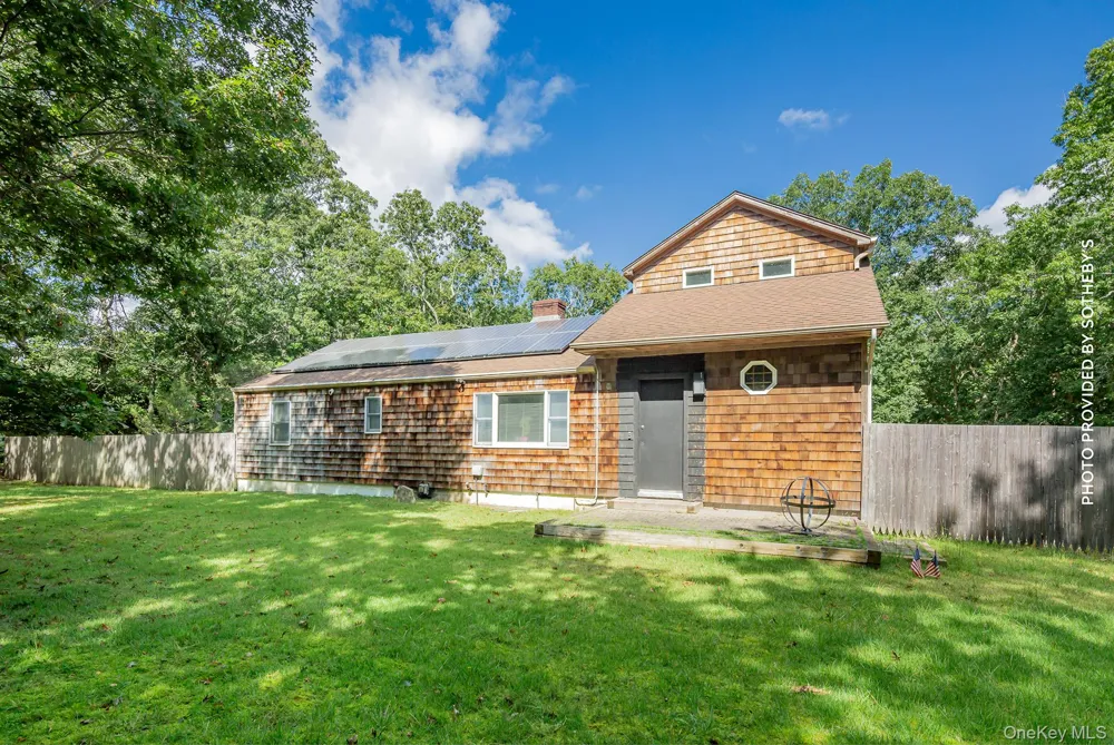 125 Neck Path East Hampton, NY 11937