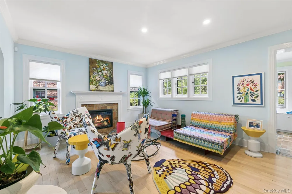 9 Whitson Street Forest Hills, NY 11375