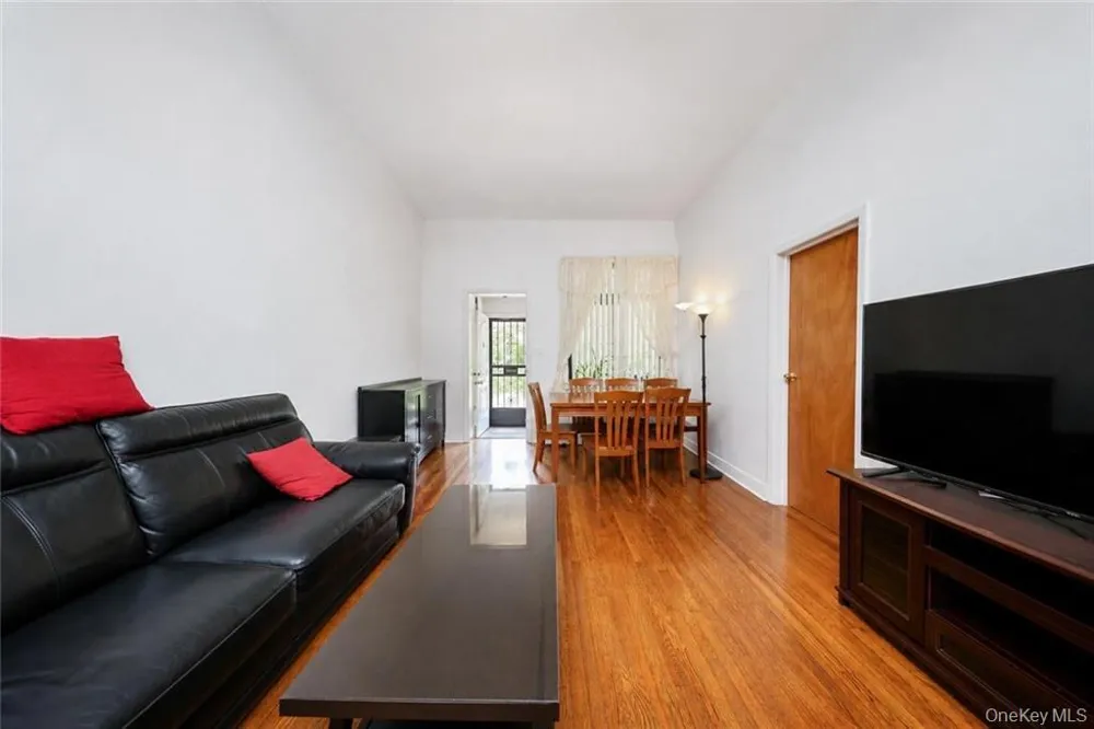 3401 Avenue U Brooklyn, NY 11234