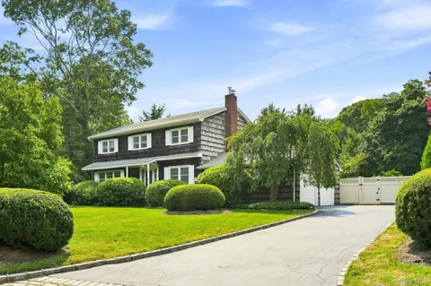 7 Bayberry Lane