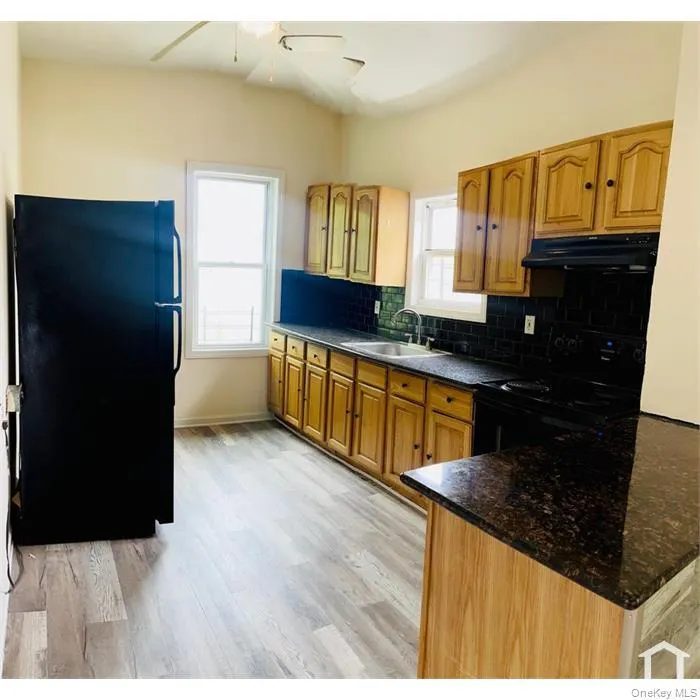 91-15 82nd Street #2nd FL Woodhaven, NY 11421