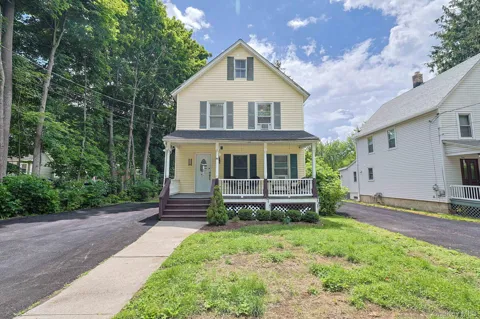 22 Valley Avenue