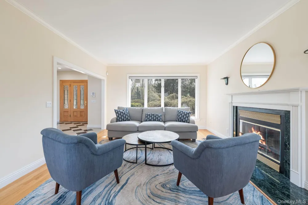 16125 Soundview Avenue Southold, NY 11971