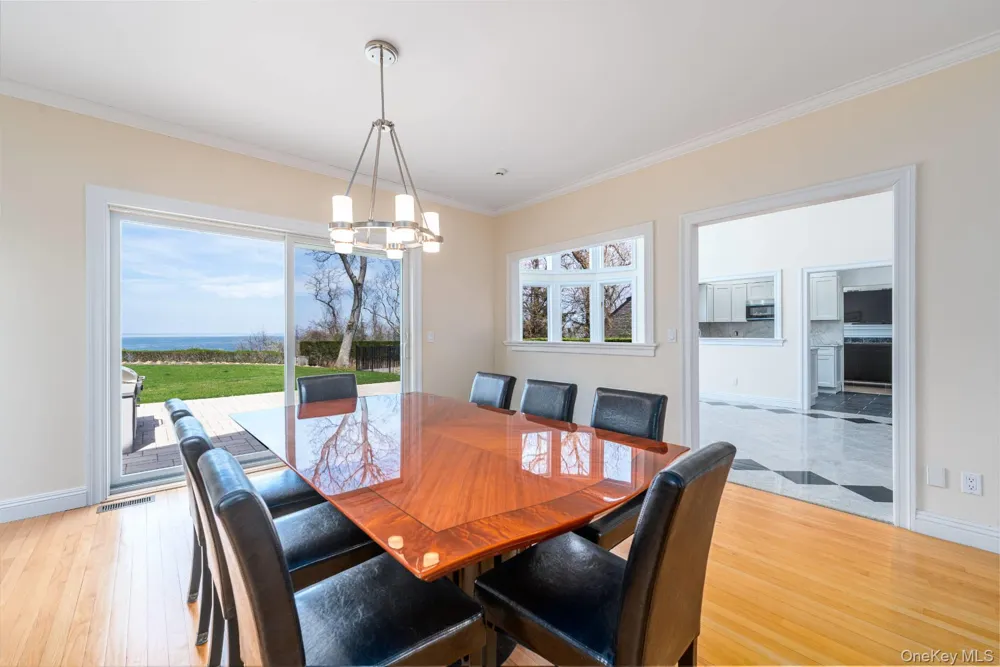 16125 Soundview Avenue Southold, NY 11971