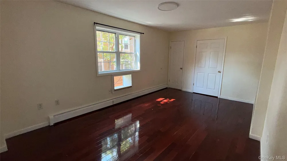 2508 81st Street East Elmhurst, NY 11370