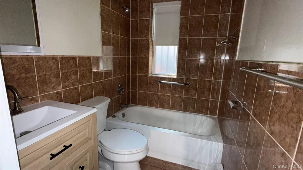 2508 81st Street East Elmhurst, NY 11370