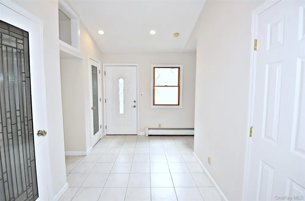 226 14th Avenue West Babylon, NY 11704
