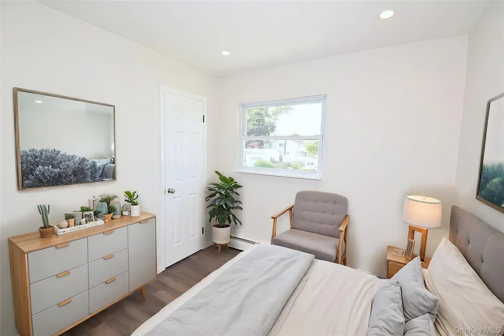226 14th Avenue West Babylon, NY 11704